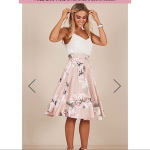 Whirlwind midi skirt Showpo